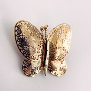 Butterfly Vintage Gold Tone Floral Filigree Cutouts, Pin/Brooch w Insect Antenna